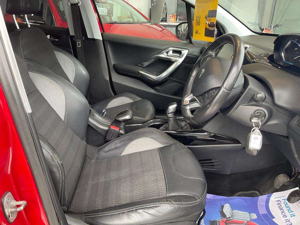 2017 PEUGEOT 2008 2017 PEUGEOT 2008