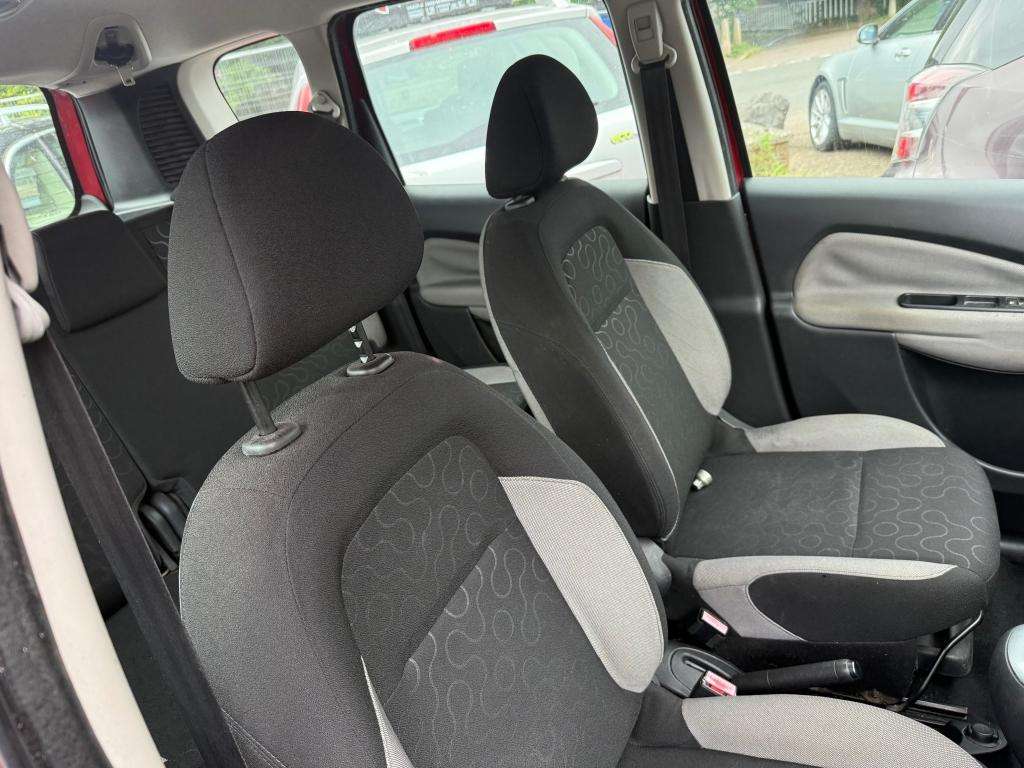 A 2009 CITROEN C3 PICASSO Vtr+ Hdi A 2009 CITROEN C3 PICASSO Vtr+ Hdi