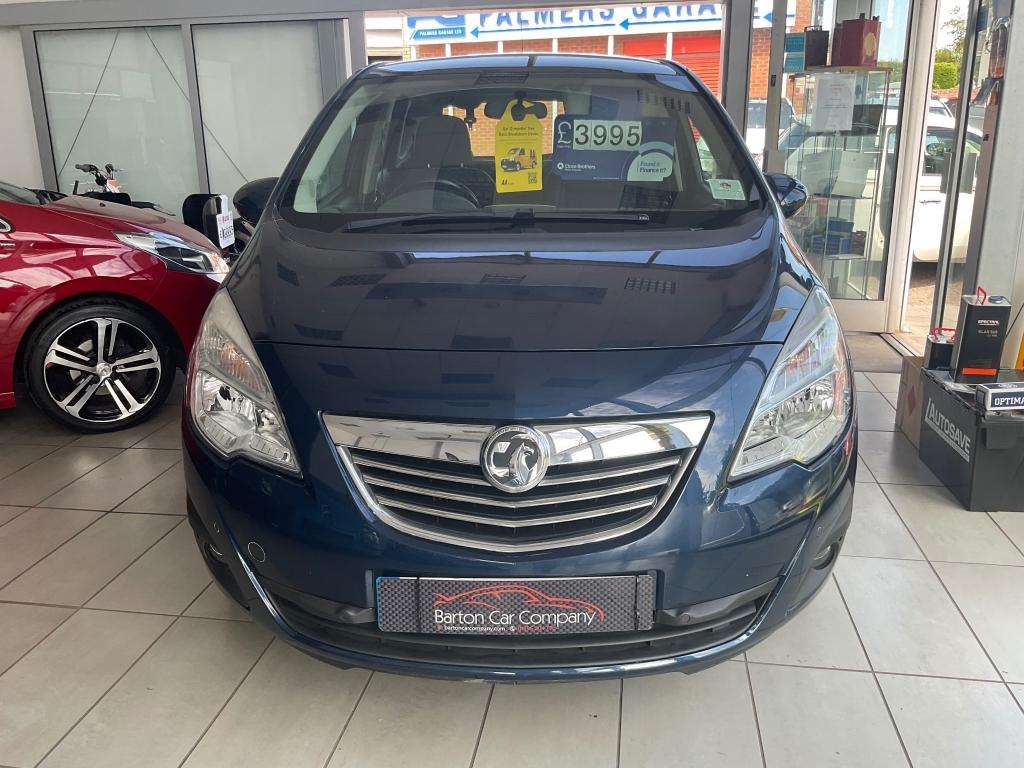 A 2013 VAUXHALL MERIVA Se T A 2013 VAUXHALL MERIVA Se T