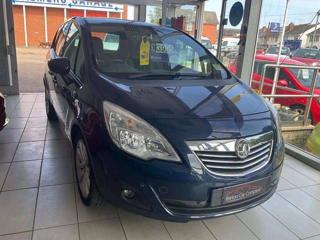 A 2013 VAUXHALL MERIVA Se T A 2013 VAUXHALL MERIVA Se T