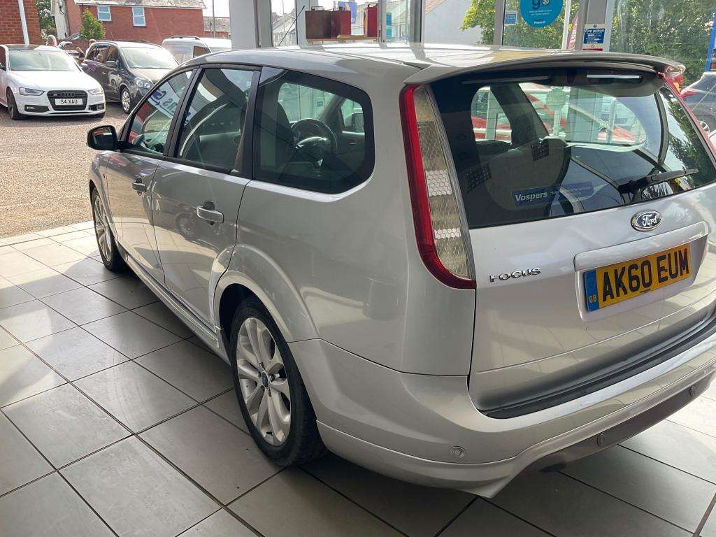 2010 FORD FOCUS 2010 FORD FOCUS