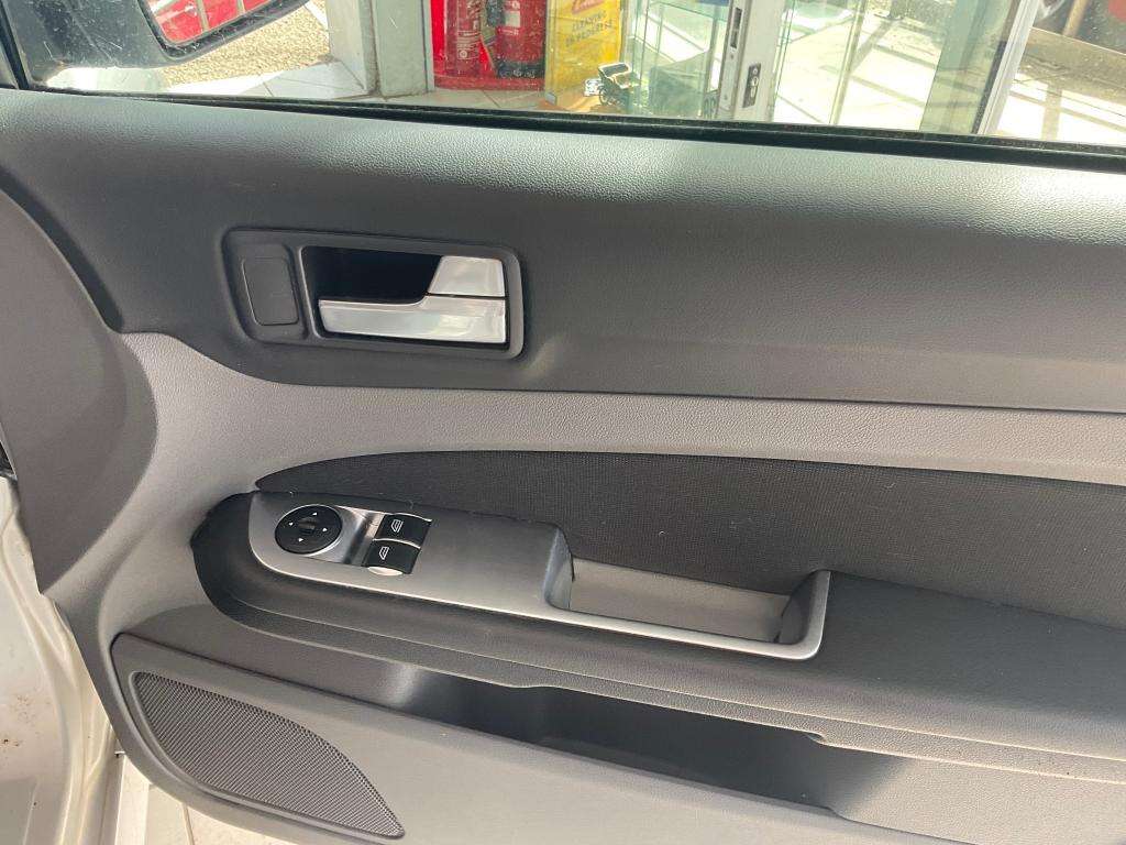2010 FORD FOCUS 2010 FORD FOCUS