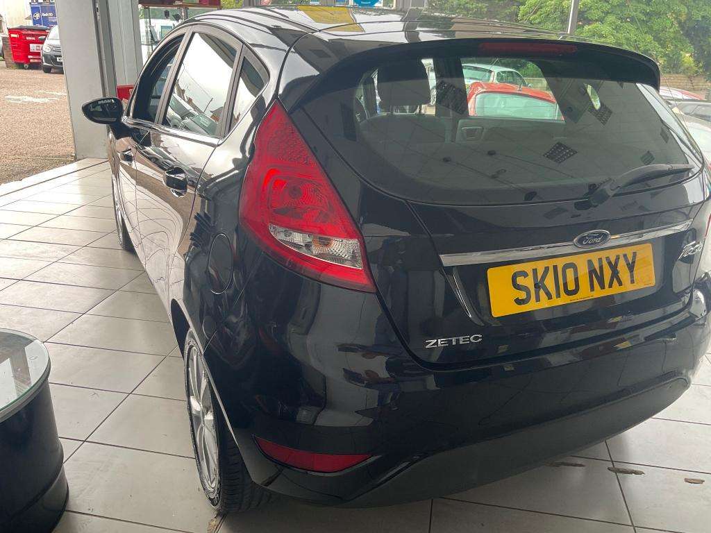 2010 FORD FIESTA 2010 FORD FIESTA