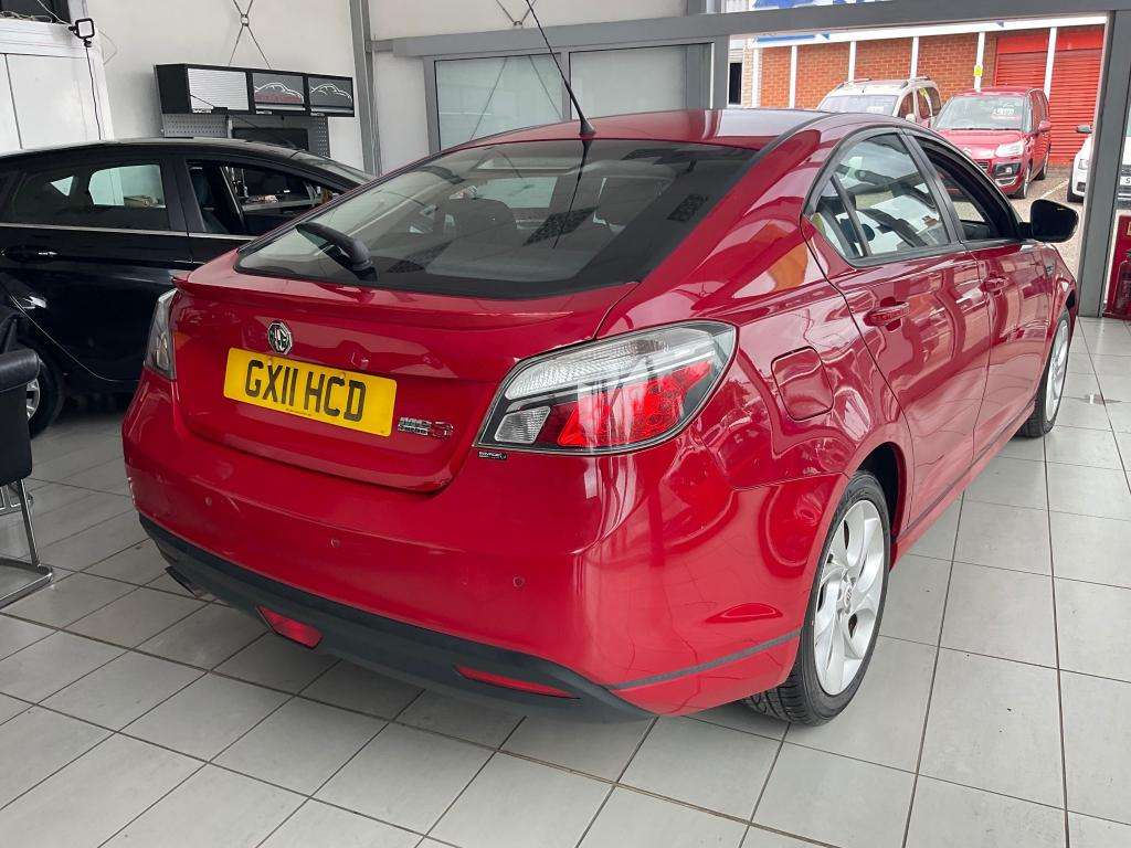 2011 MG 6 2011 MG 6