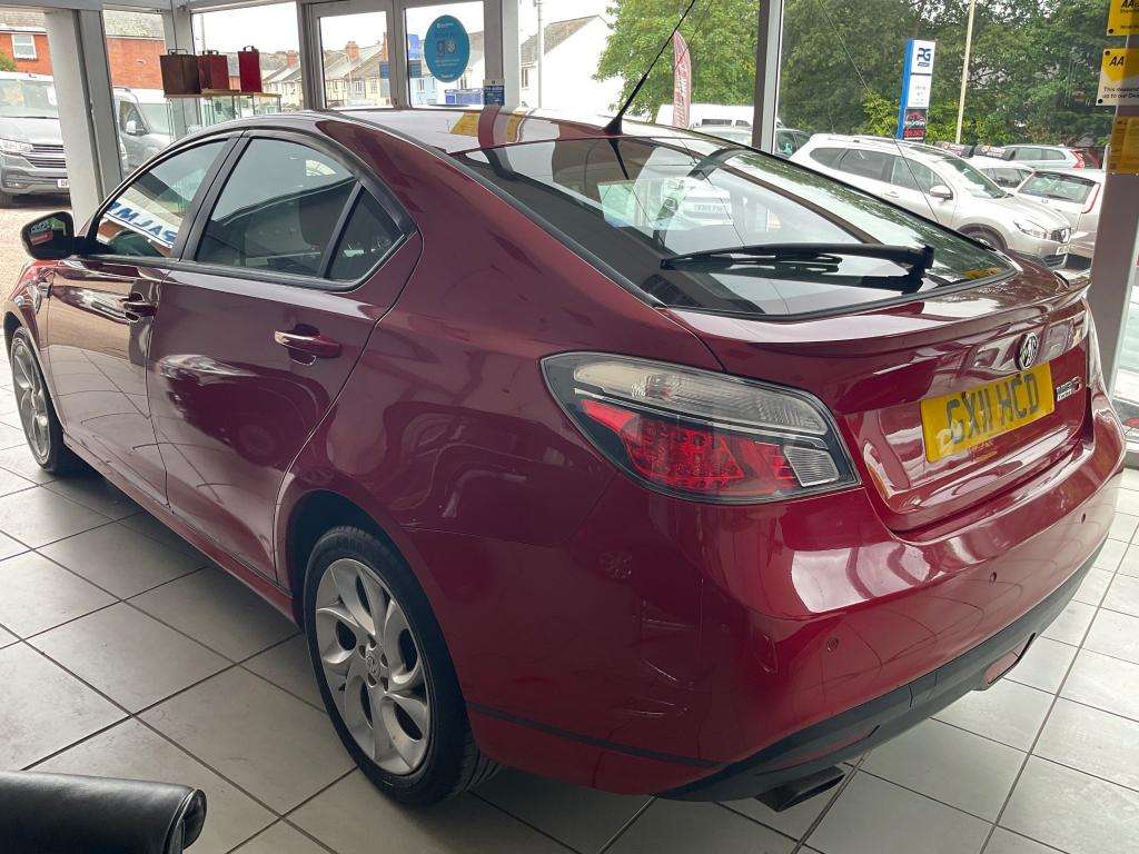 2011 MG 6 2011 MG 6