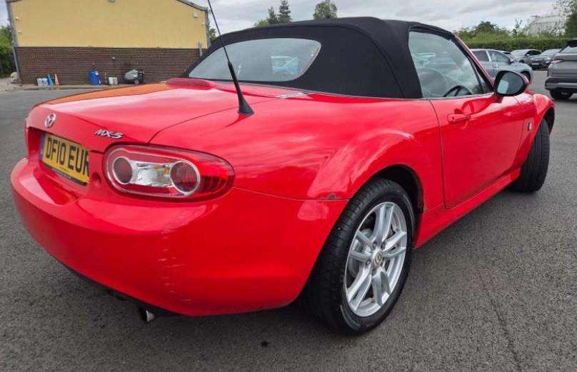 2010 MAZDA MX-5 2010 MAZDA MX-5