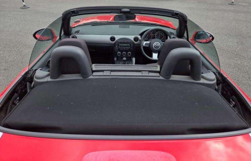 2010 MAZDA MX-5 2010 MAZDA MX-5