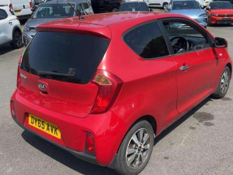 A 2015 KIA PICANTO Sr7 A 2015 KIA PICANTO Sr7