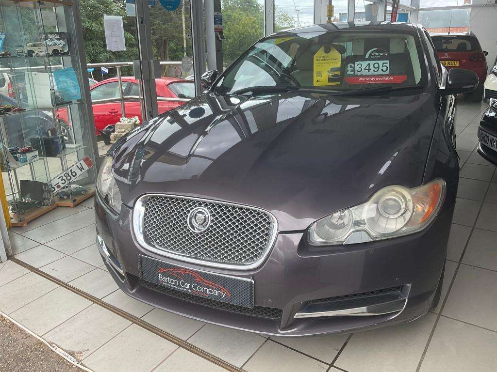 A 2009 JAGUAR XF V6 Luxury A 2009 JAGUAR XF V6 Luxury