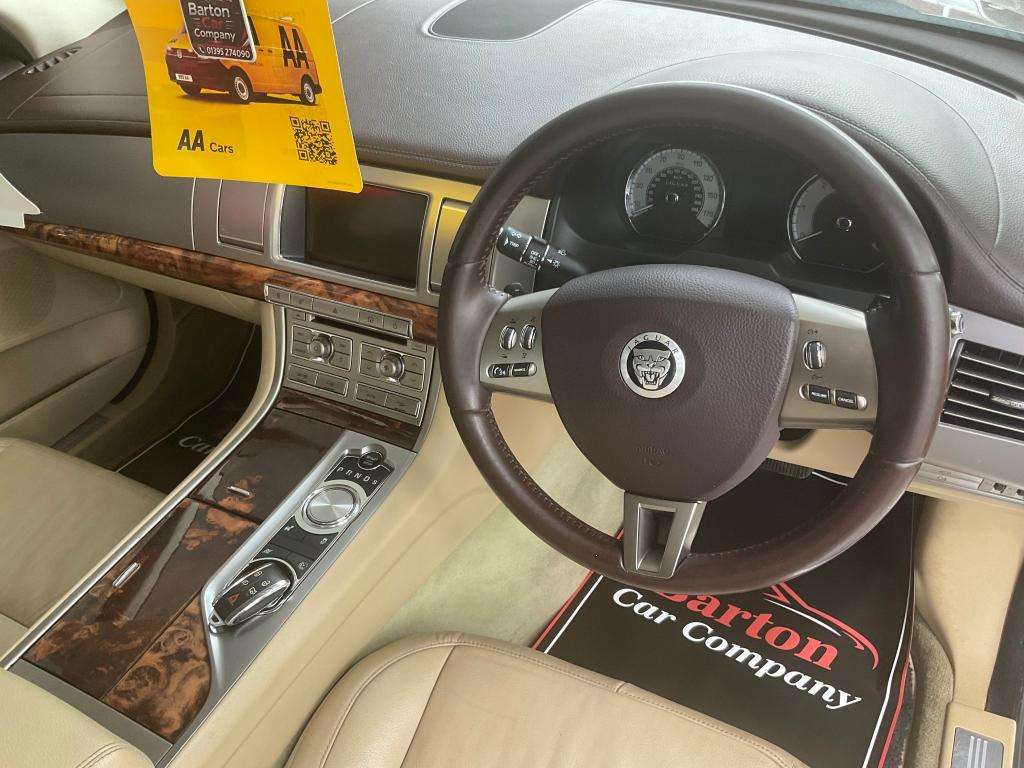 2009 JAGUAR XF 2009 JAGUAR XF