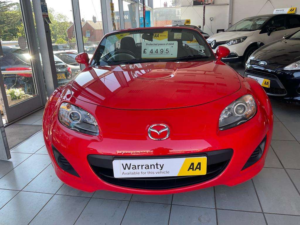 A 2010 MAZDA MX-5 I Se A 2010 MAZDA MX-5 I Se