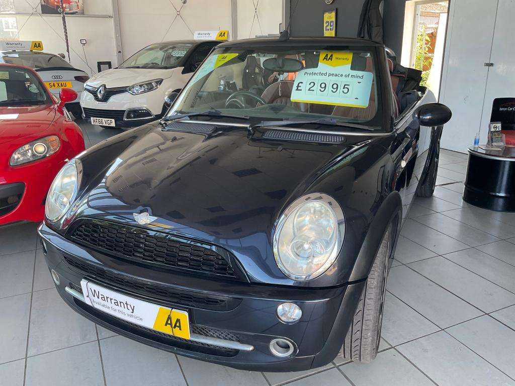 A 2008 MINI CONVERTIBLE One Sidewalk A 2008 MINI CONVERTIBLE One Sidewalk
