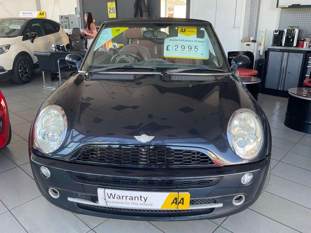 A 2008 MINI CONVERTIBLE One Sidewalk A 2008 MINI CONVERTIBLE One Sidewalk