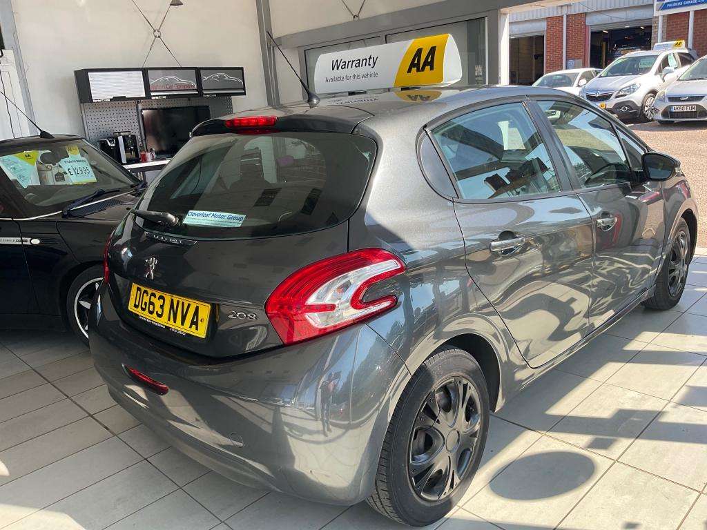 2014 PEUGEOT 208 2014 PEUGEOT 208