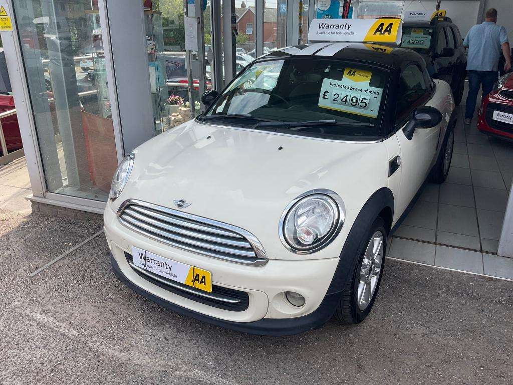 A 2012 MINI COUPE Cooper A 2012 MINI COUPE Cooper
