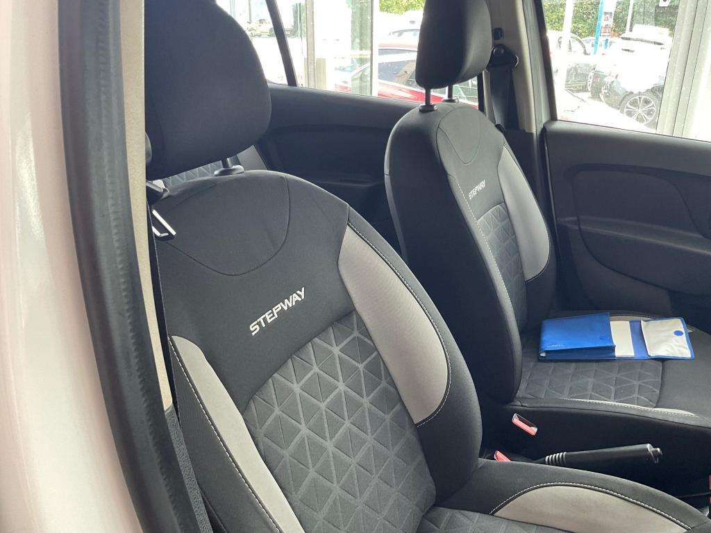 2014 DACIA SANDERO 2014 DACIA SANDERO