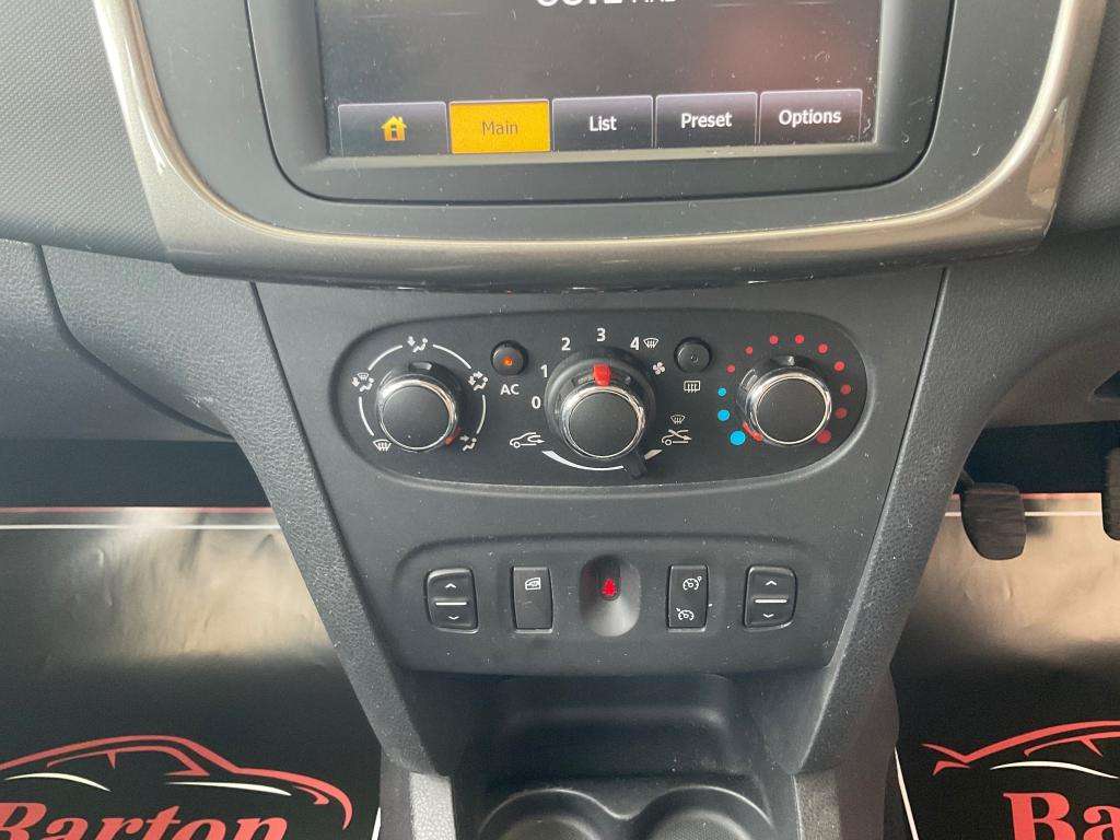 2014 DACIA SANDERO 2014 DACIA SANDERO