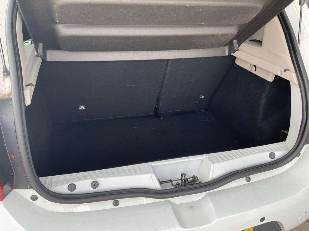 2014 DACIA SANDERO 2014 DACIA SANDERO