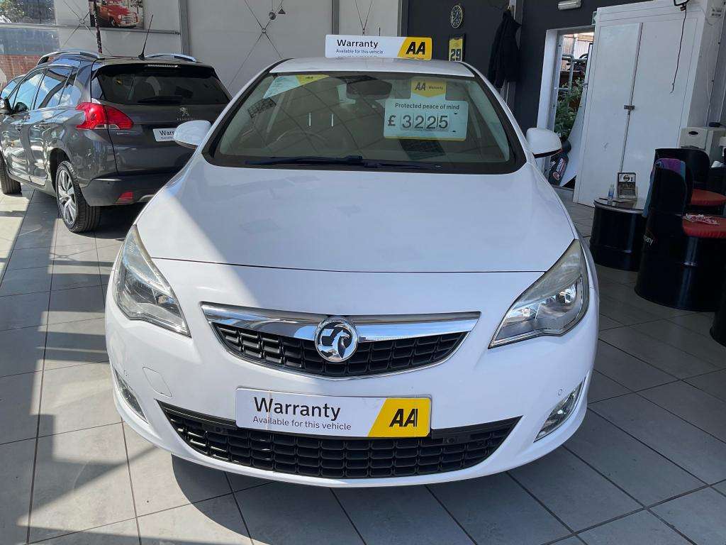 A 2012 VAUXHALL ASTRA Elite Cdti S/s A 2012 VAUXHALL ASTRA Elite Cdti S/s