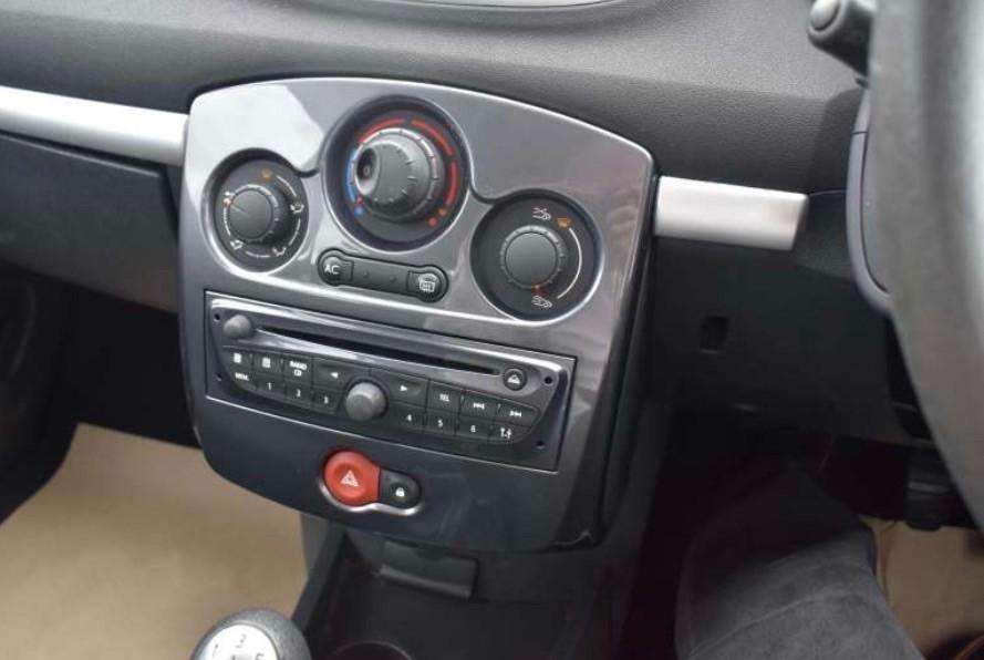 2012 RENAULT CLIO 2012 RENAULT CLIO