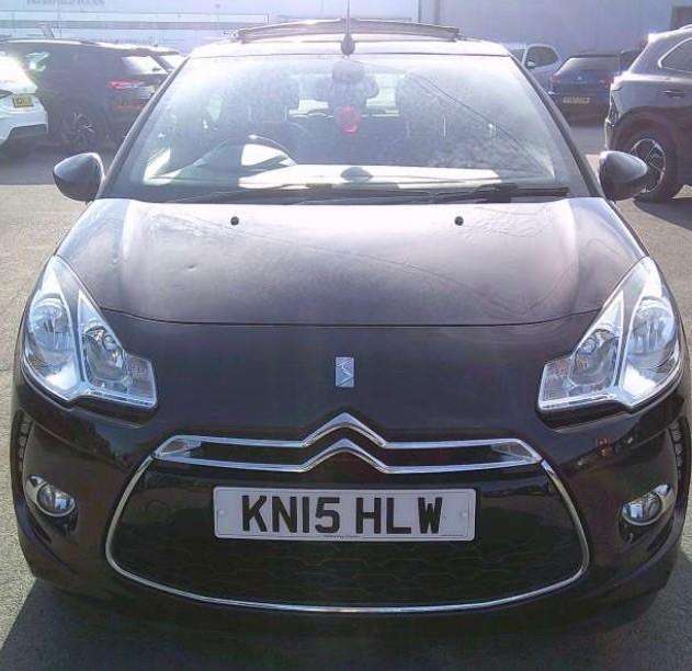 A 2015 CITROEN DS3 CONVERTIBLE D Style+ E-hdi A 2015 CITROEN DS3 CONVERTIBLE D Style+ E-hdi