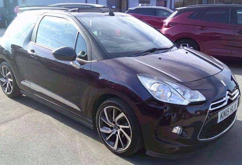 A 2015 CITROEN DS3 CONVERTIBLE D Style+ E-hdi A 2015 CITROEN DS3 CONVERTIBLE D Style+ E-hdi