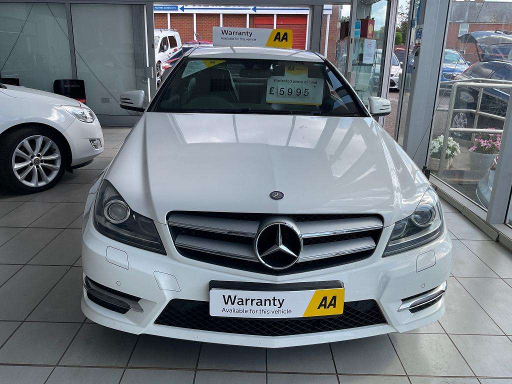 A 2013 MERCEDES-BENZ C-CLASS C220 Amg Sport Cdi Blueefficiency Auto A 2013 MERCEDES-BENZ C-CLASS C220 Amg Sport Cdi Blueefficiency Auto