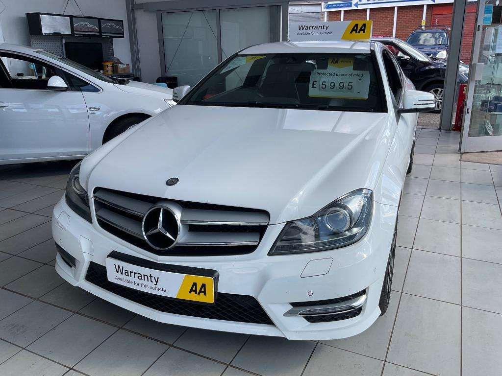 A 2013 MERCEDES-BENZ C-CLASS C220 Amg Sport Cdi Blueefficiency Auto A 2013 MERCEDES-BENZ C-CLASS C220 Amg Sport Cdi Blueefficiency Auto