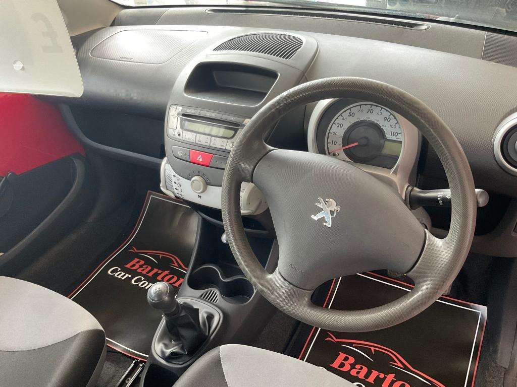 2012 PEUGEOT 107 2012 PEUGEOT 107