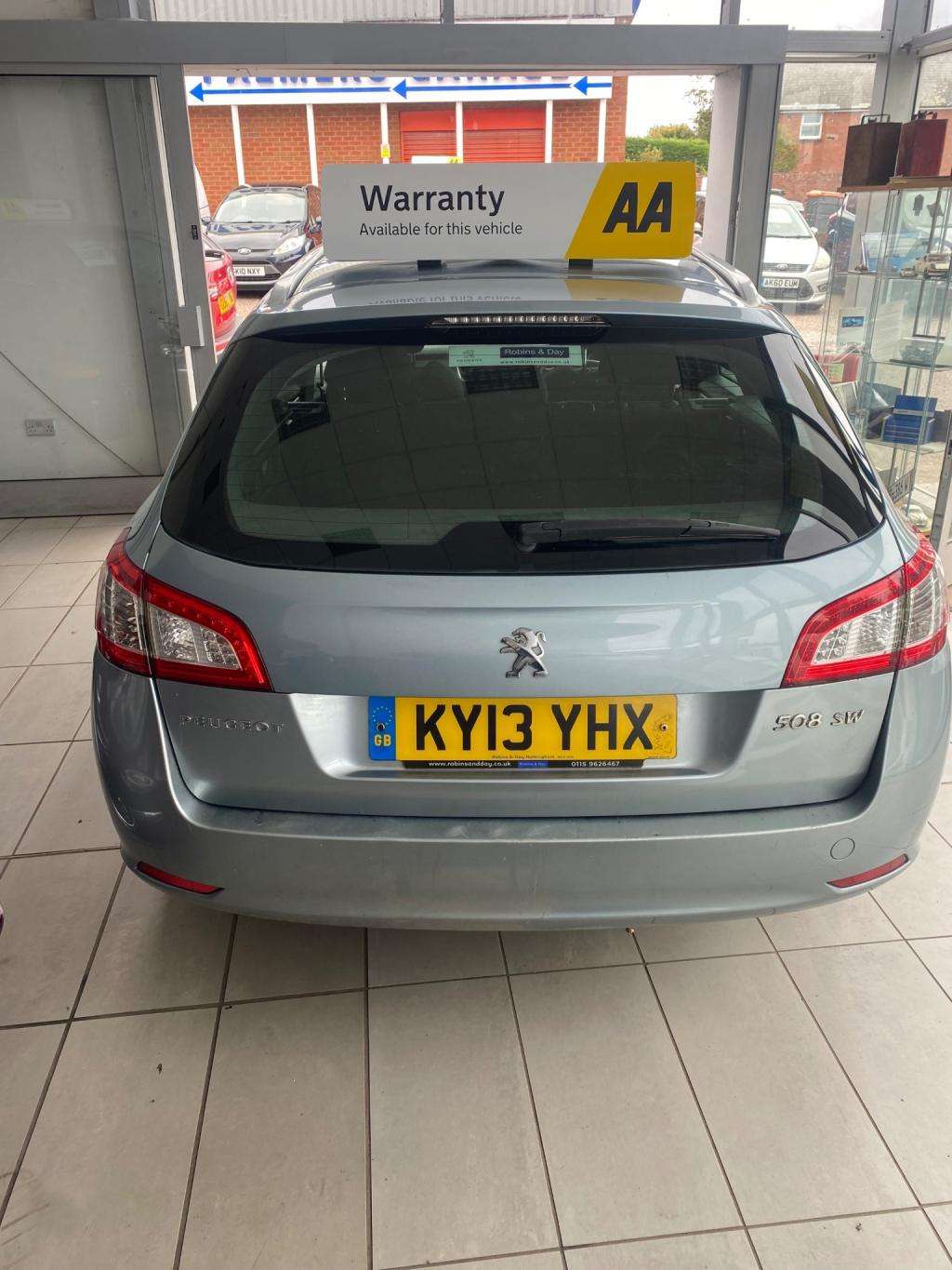 A 2013 PEUGEOT 508 Active Sw Hdi A 2013 PEUGEOT 508 Active Sw Hdi