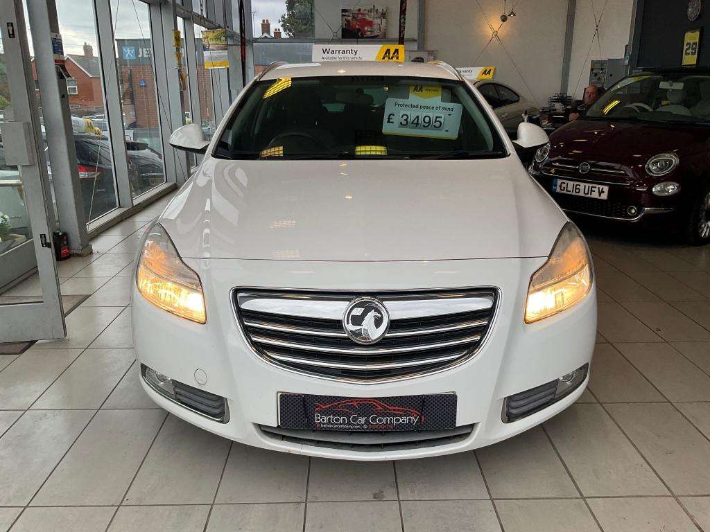 A 2013 VAUXHALL INSIGNIA Sri Cdti A 2013 VAUXHALL INSIGNIA Sri Cdti