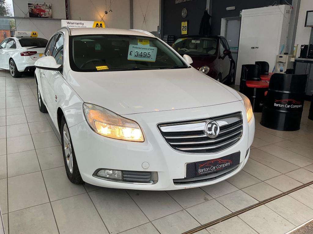 A 2013 VAUXHALL INSIGNIA Sri Cdti A 2013 VAUXHALL INSIGNIA Sri Cdti