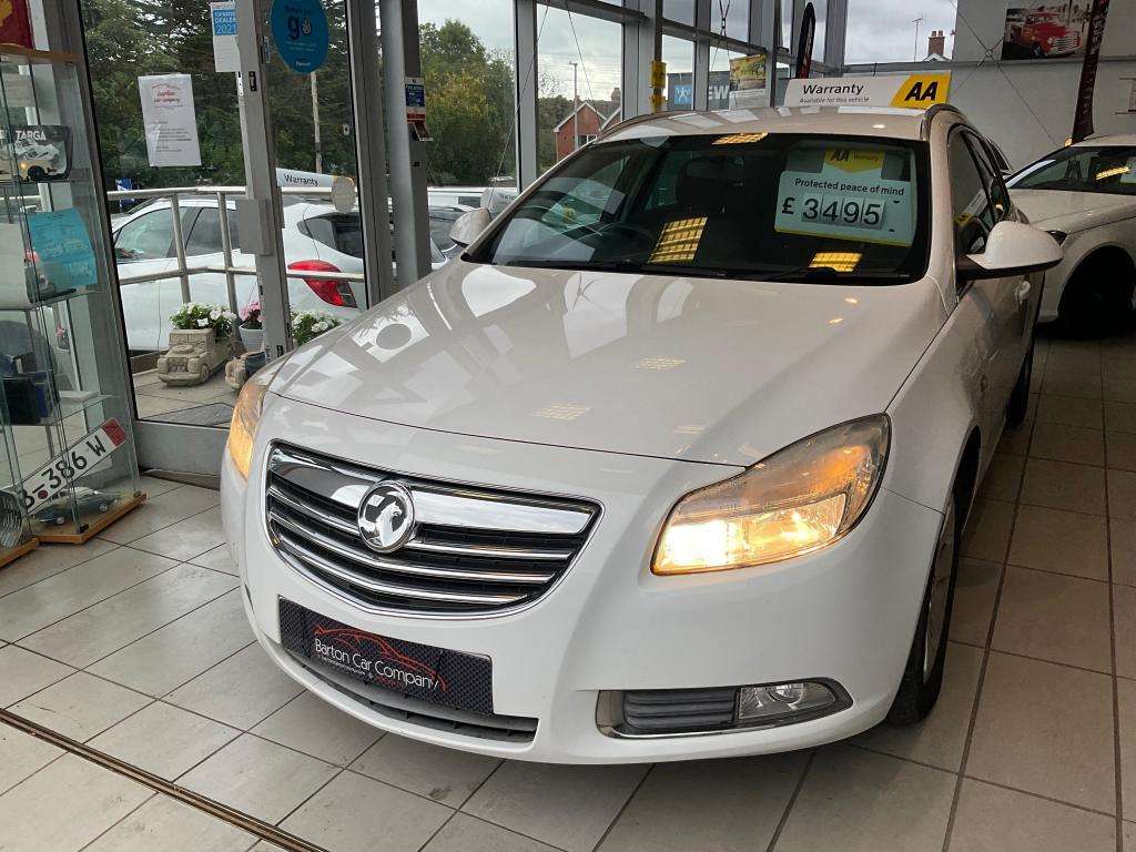 A 2013 VAUXHALL INSIGNIA Sri Cdti A 2013 VAUXHALL INSIGNIA Sri Cdti