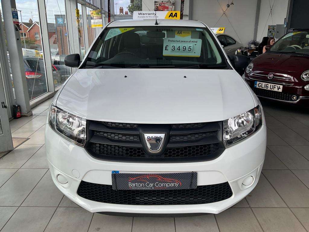 A 2015 DACIA SANDERO Ambiance A 2015 DACIA SANDERO Ambiance