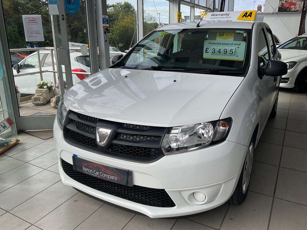 A 2015 DACIA SANDERO Ambiance A 2015 DACIA SANDERO Ambiance