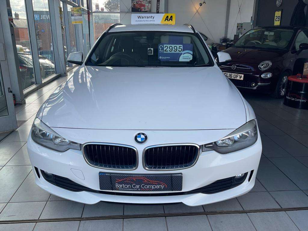 A 2013 BMW 3 SERIES 320d Efficientdynamics A 2013 BMW 3 SERIES 320d Efficientdynamics