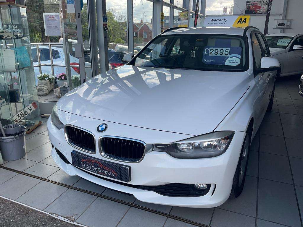 A 2013 BMW 3 SERIES 320d Efficientdynamics A 2013 BMW 3 SERIES 320d Efficientdynamics