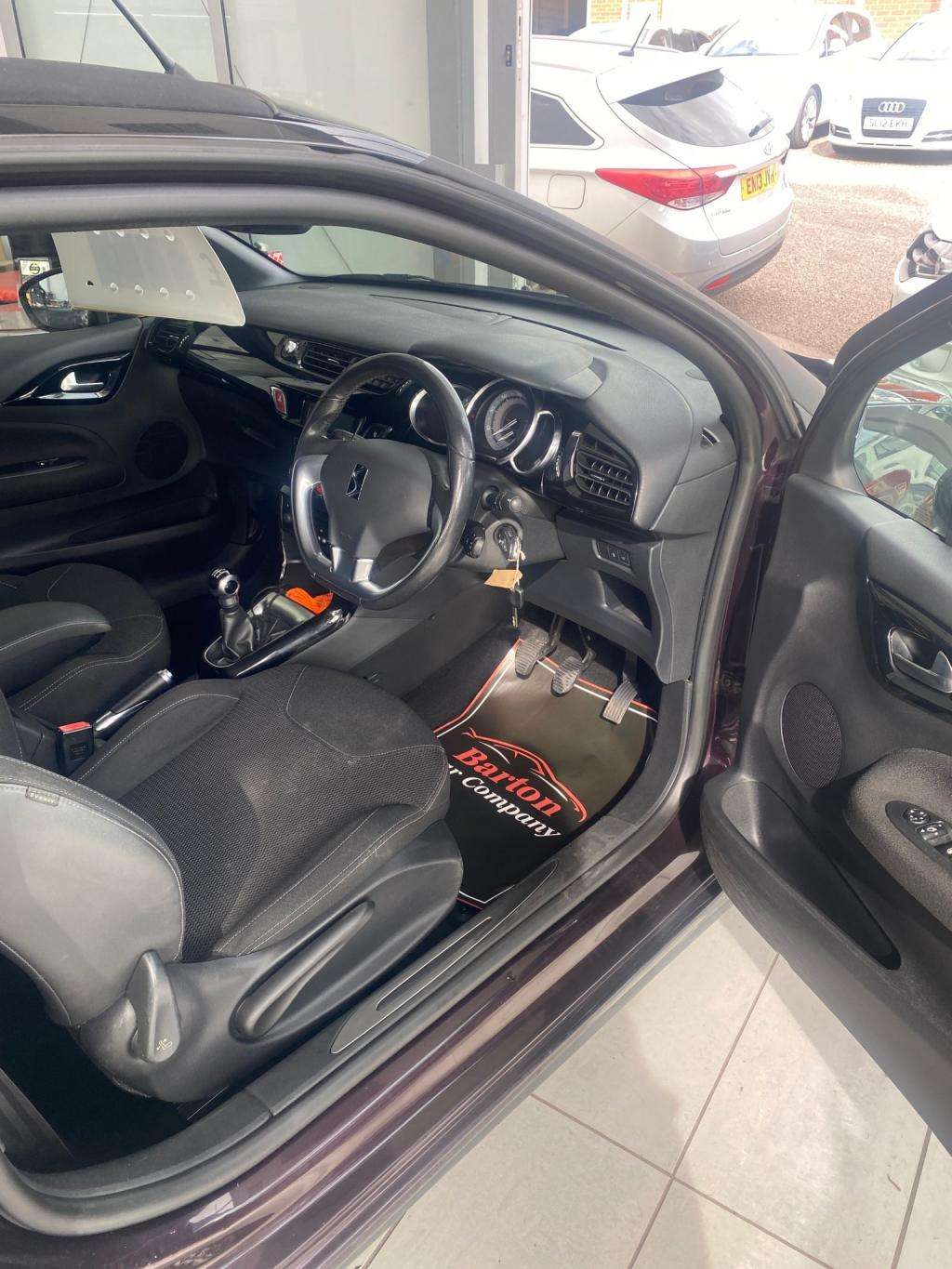 2015 CITROEN DS3 CONVERTIBLE 2015 CITROEN DS3 CONVERTIBLE