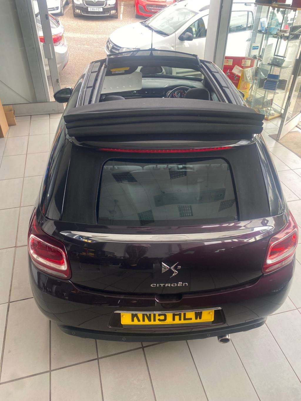 2015 CITROEN DS3 CONVERTIBLE 2015 CITROEN DS3 CONVERTIBLE