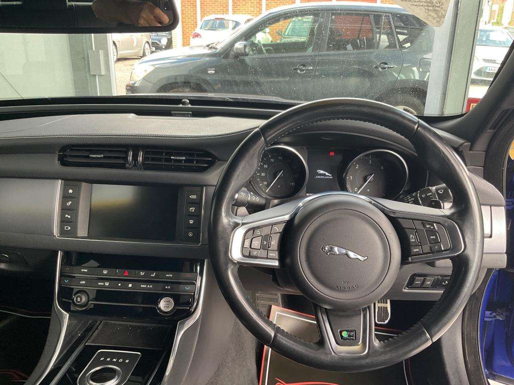 2018 JAGUAR XF 2018 JAGUAR XF