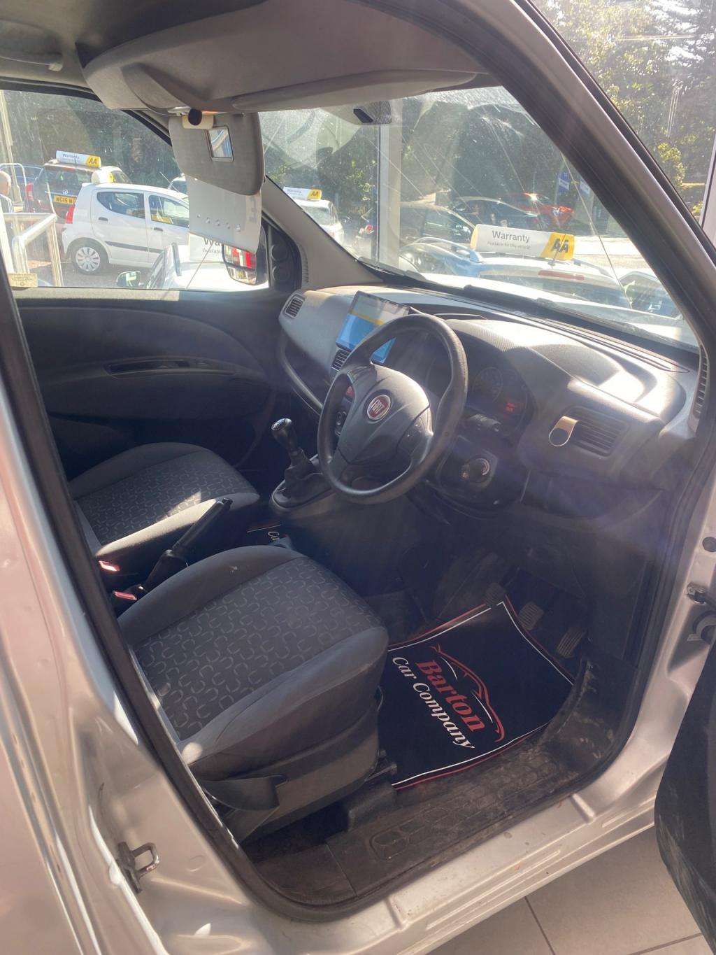 A 2013 FIAT DOBLO CARGO Doblo Sx Multijet A 2013 FIAT DOBLO CARGO Doblo Sx Multijet