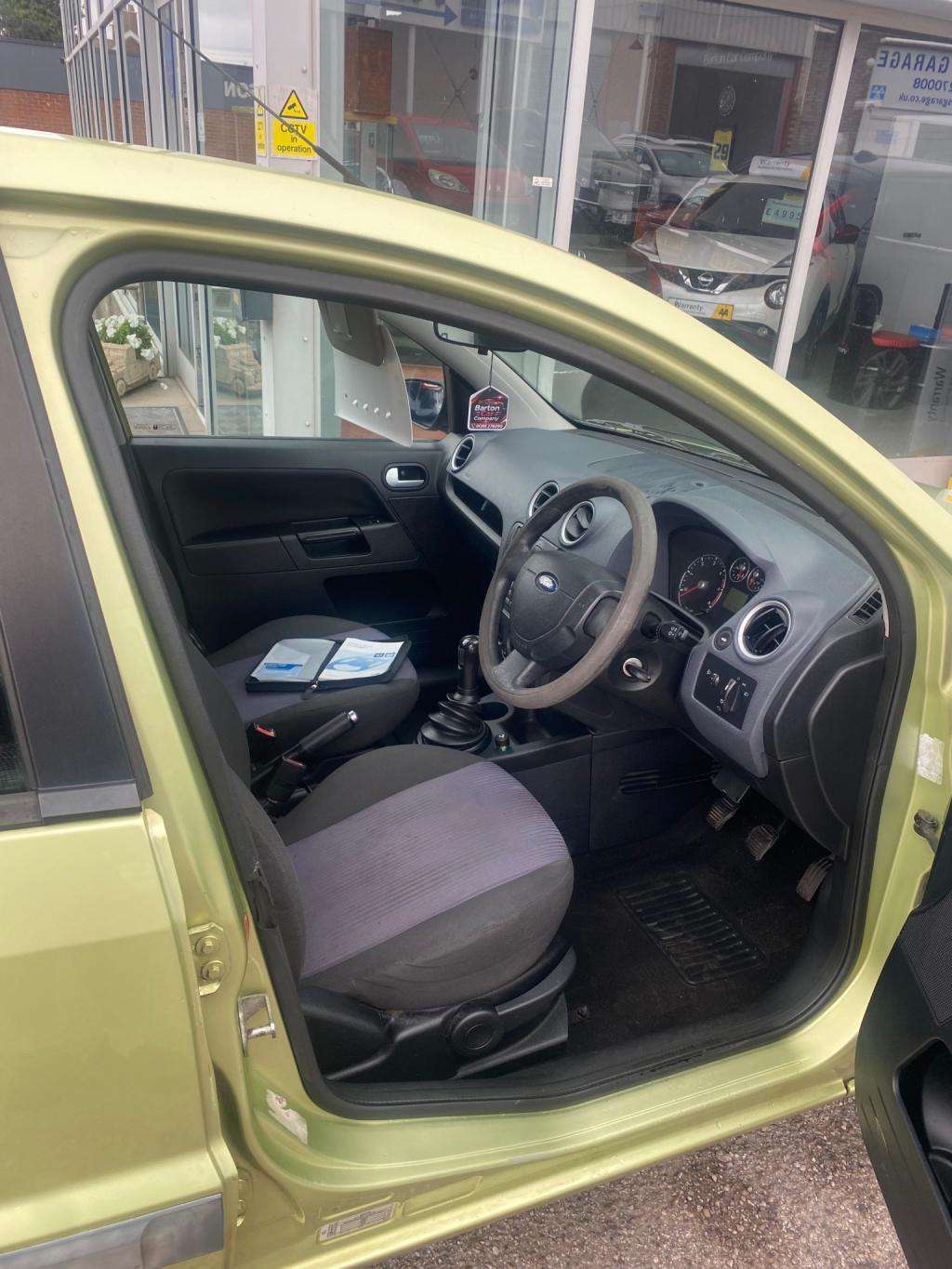 A 2005 FORD FUSION Style Climate Tdci A 2005 FORD FUSION Style Climate Tdci