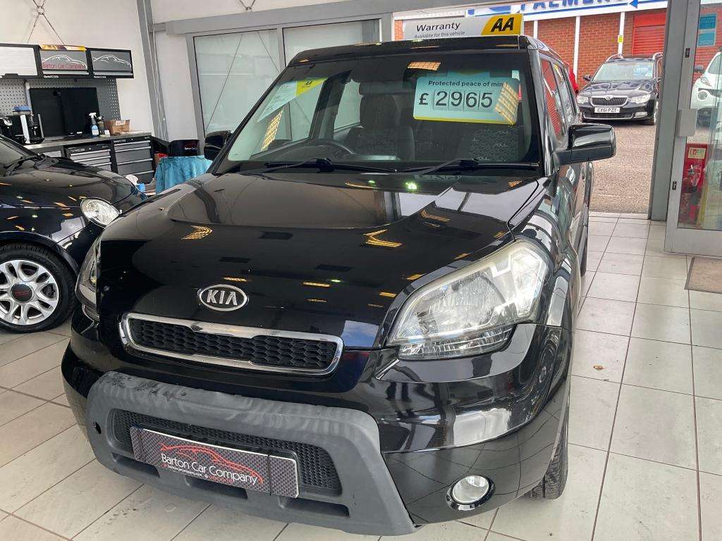 A 2010 KIA SOUL 2 Crdi A 2010 KIA SOUL 2 Crdi