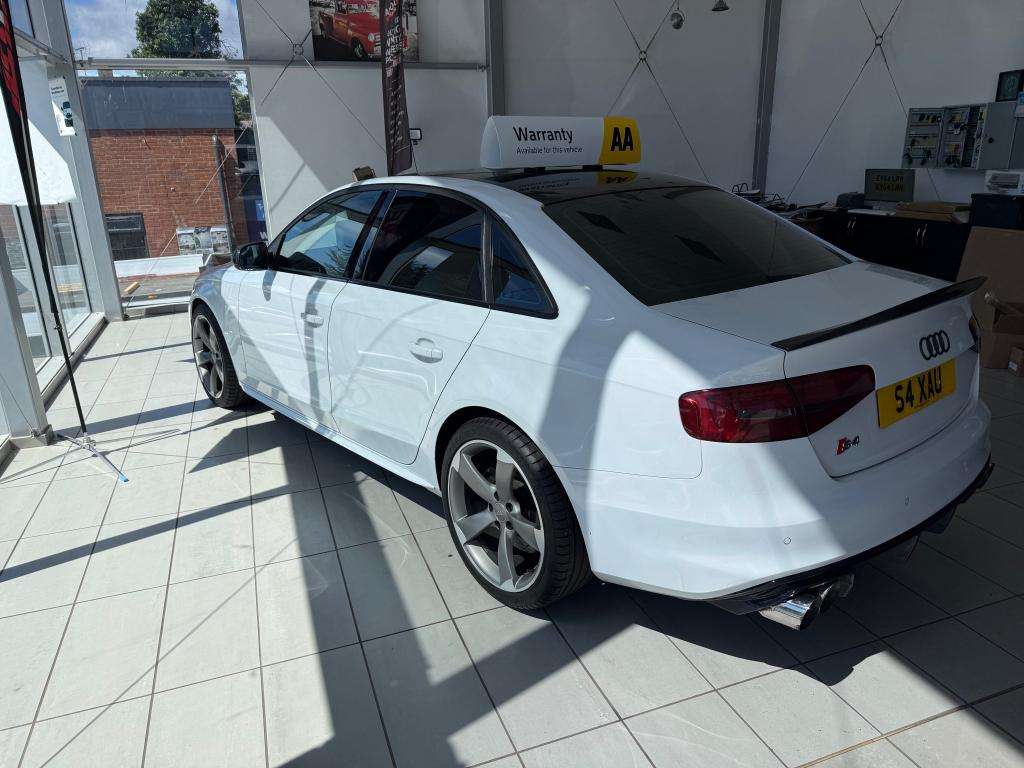 A 2013 AUDI S4 Tfsi Quattro Black Edition Auto A 2013 AUDI S4 Tfsi Quattro Black Edition Auto