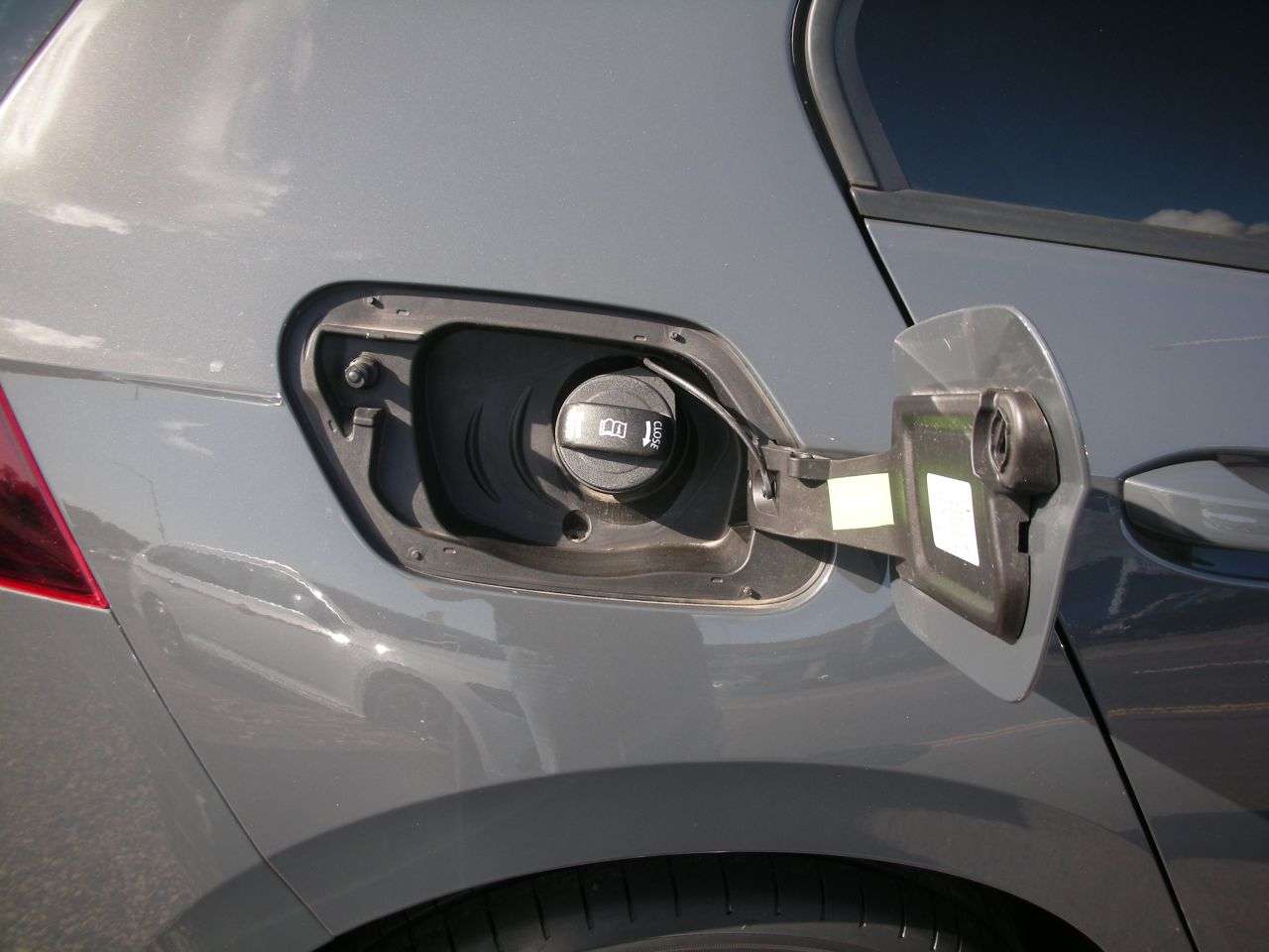 2021 VOLKSWAGEN GOLF 2021 VOLKSWAGEN GOLF