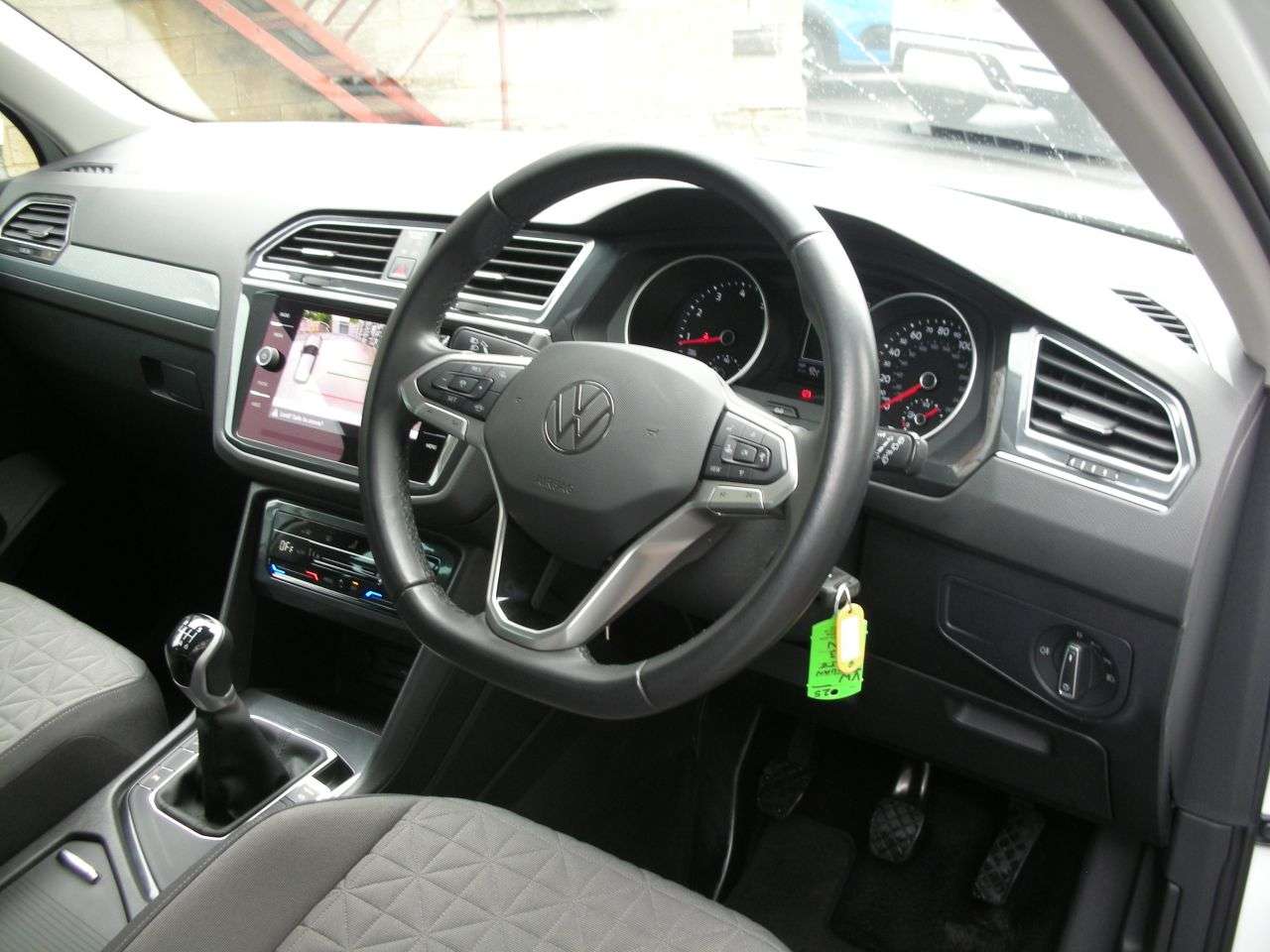 2023 VOLKSWAGEN TIGUAN 2023 VOLKSWAGEN TIGUAN