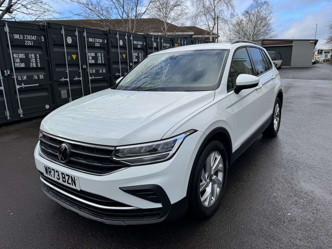 A 2023 VOLKSWAGEN TIGUAN 1.5 TSI Life SUV 5dr Petrol Manual Euro 6 (s/s) (130 ps) 1.5LT Petrol-Manua A 2023 VOLKSWAGEN TIGUAN 1.5 TSI Life SUV 5dr Petrol Manual Euro 6 (s/s) (130 ps) 1.5LT Petrol-Manua
