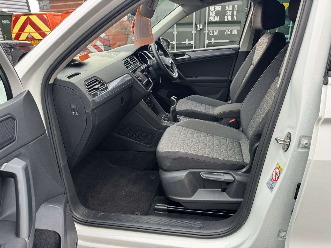 2023 VOLKSWAGEN TIGUAN 2023 VOLKSWAGEN TIGUAN