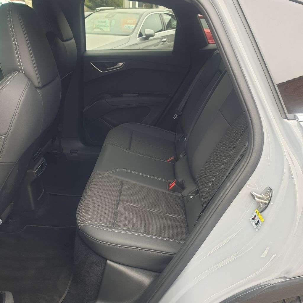 2022 AUDI Q4 E-TRON 2022 AUDI Q4 E-TRON