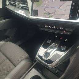 2022 AUDI Q4 E-TRON 2022 AUDI Q4 E-TRON